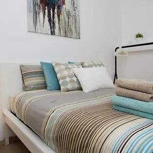 - Steps Grand Place - Local Vibrant Neighbourhood , Bruselas Bélgica